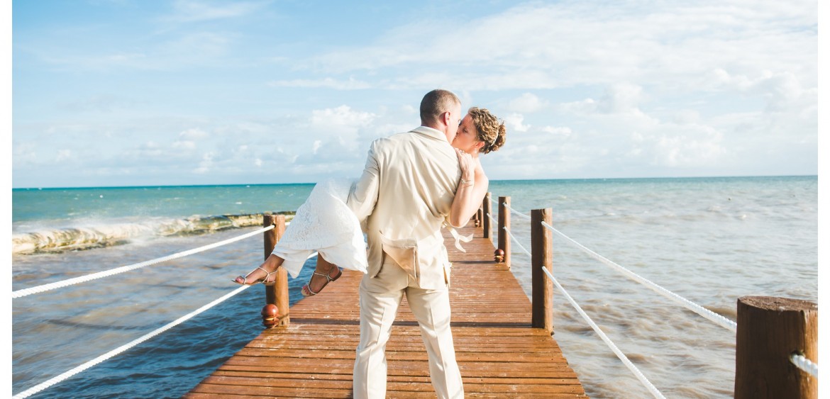 beach wedding in cancun mexico